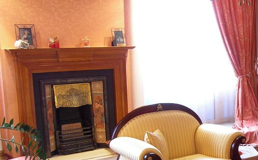 今天2025年6月12日适不适合入新宅,乔迁黄历吉日分析